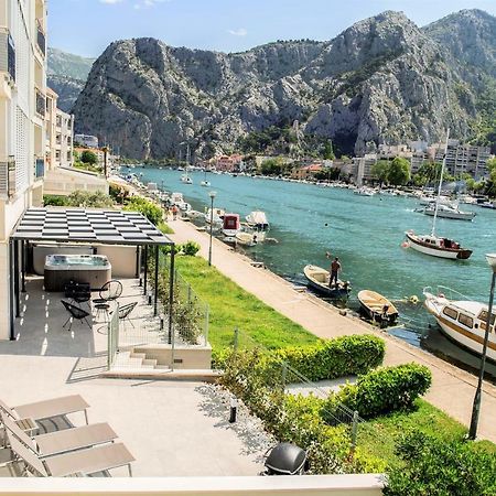 Luxury Apartment With Hot Tub Omis Exterior photo