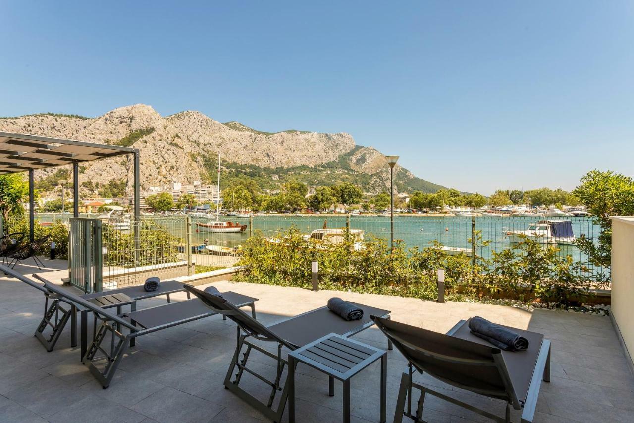 Luxury Apartment With Hot Tub Omis Exterior photo